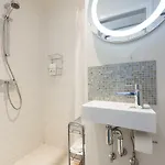 Orange Mere Apartment *