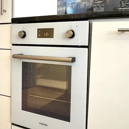 Orange Mere * Tallinn